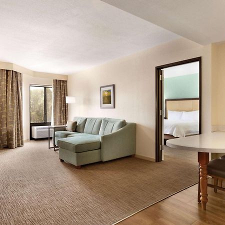 Hampton Inn & Suites Тарпон-Спрингс Экстерьер фото