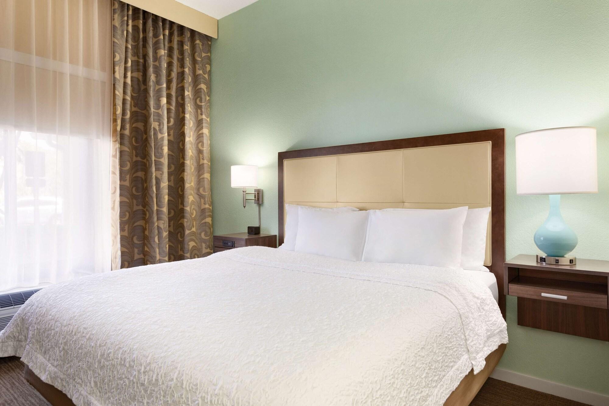 Hampton Inn & Suites Тарпон-Спрингс Экстерьер фото