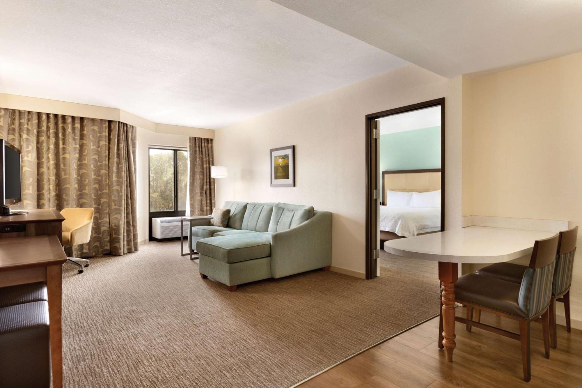 Hampton Inn & Suites Тарпон-Спрингс Экстерьер фото